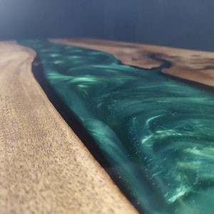 Epoxy Dining Table Epoxy Table, Wood Epoxy Dining Room Table, Live Edge Epoxy Resin Table Top, Wood and Epoxy River Table, Emerald Green Epoxy resin and walnut wood dining room table with metal legs, custom epoxy dining table, epoxy kitchen table