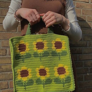 PDF blooming bag crochet pattern image 5