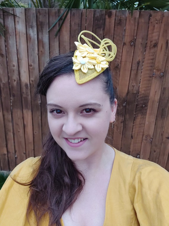 Sunshine Yellow Fascinator, Wedding Guest, Flowers, Hair  display picture 1
