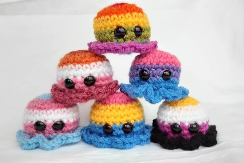 LGBT Crochet Octopus | Pride Flag | Lesbian | Bisexual | Transgender | Pansexual | Non-Binary | Rainbow | Gift for LGBT | Plush | Animal |UK 