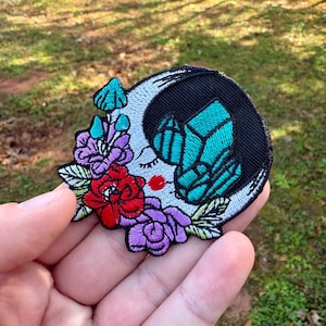 Crystal Flower Moon Patch-opstrijkbare patch-opstrijkbare geborduurde-ster opstrijkbare patch maan patch-tarotkaart opstrijkbare patch-heks opstrijkbare patch