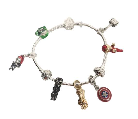 Buy Yellow Chimes Avengers Merchandise Charms Silver Toned Bracelet -  Silver at Rs.1995 online | Jewellery online