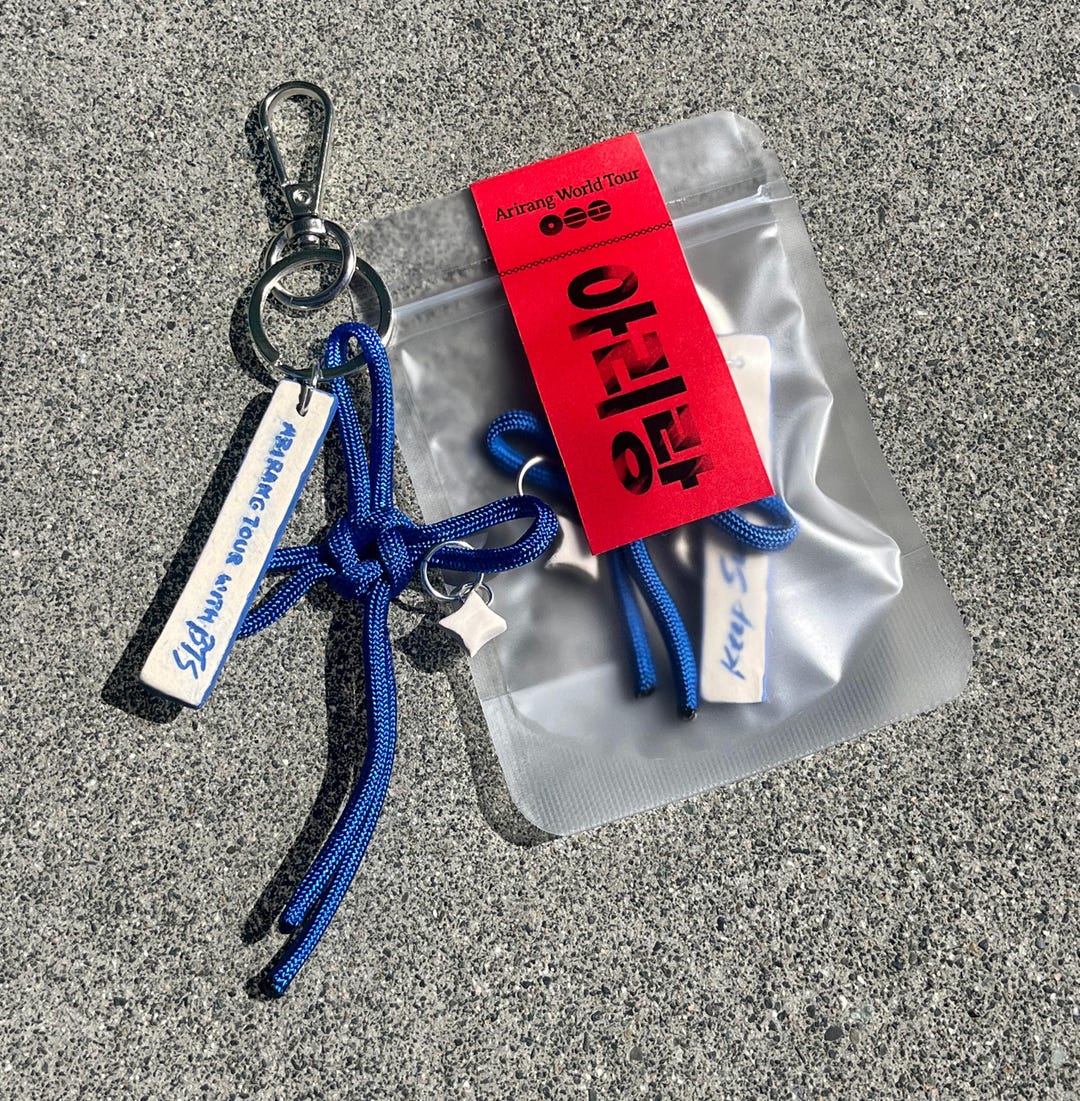 BTS Arirang World Tour Keychain | Keep Swimming Version - Etsy