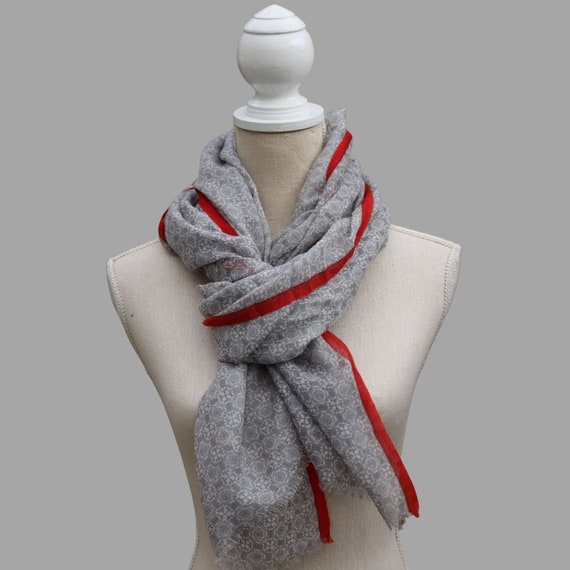 100% WOOL HANDPRINTED Scarf