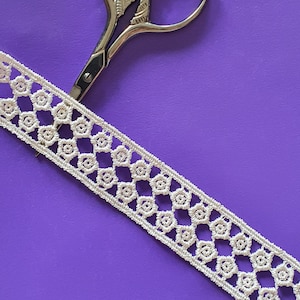 Pulsera FSL. Adornos de encaje. Borde de encaje de Taj. Hermoso encaje independiente. Diseños de bordado a máquina