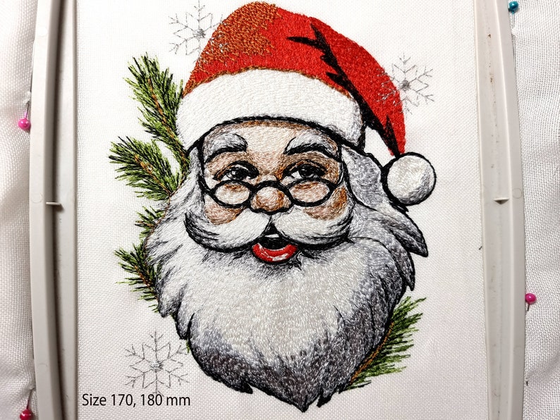 Navidad Papá Noel. 7 tamaños. Diseños de bordado navideño. Descarga instantánea. Diseño súper realista de bordado a máquina. imagen 4