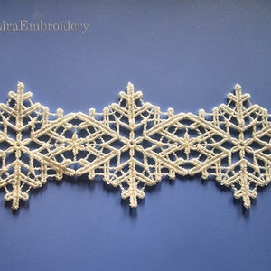 Snowflakes Lace Trim. Free Standing Lace (FSL). Christmas Ornament. Machine Embroidery Design