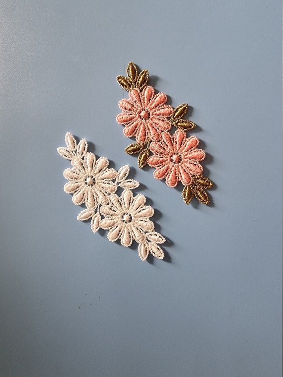 FSL Brooch. Beautifull Flower Application. Free Standing Lace. Etsy