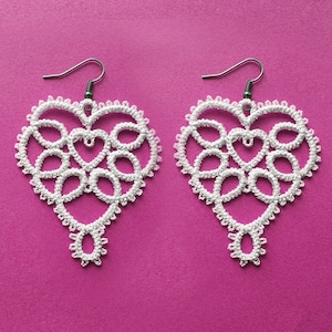 FSL Earrings. Machine Embroidery Heart. Valentine's Day Heart. FSL Tatting/Frivolité.