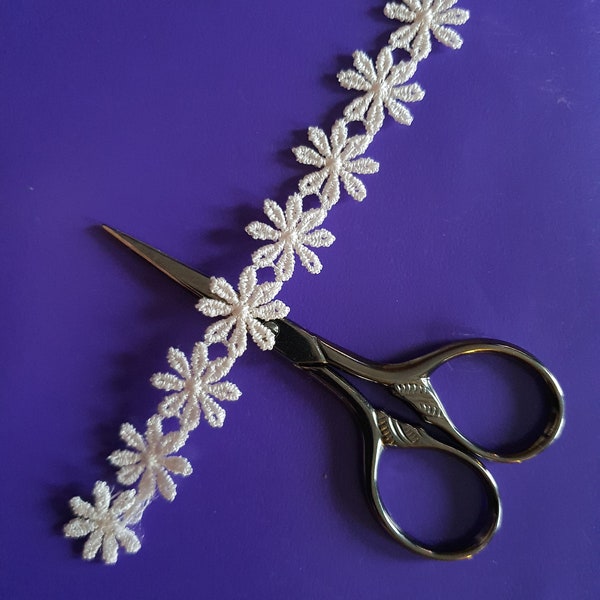 FSL Flowers Border. Taj Lace Borders. Free Standing Lace. Machine Embroidery