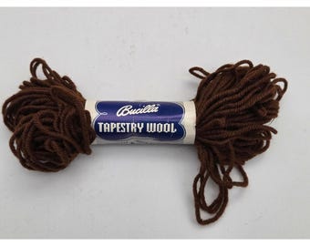 Vintage Bucilla Tapestry Wool Yarn 1 Skeins 40 Yd Color 069 Brown 4199