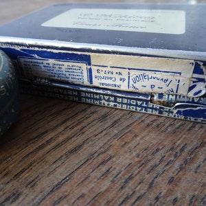 Boîtes anciennes cachets Kalmine et pastilles Vichy-étoiles Vintage tin boxes Boîtes métalliques de collection image 7