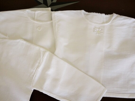 Baby bras and vintage diapers - Baby underwear - French Vintage blouse 30's/50's - Old triangular diapers View 5