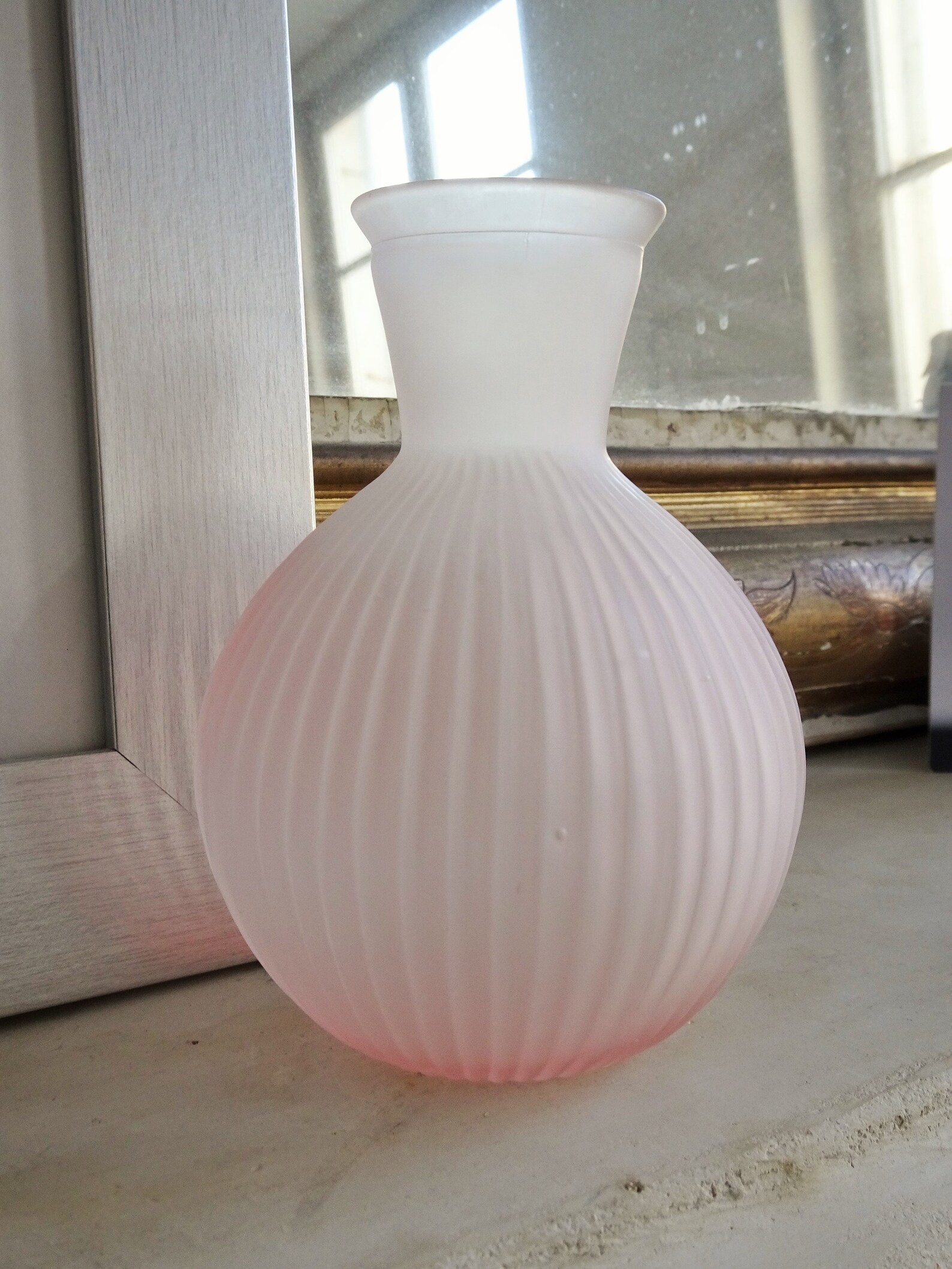 Frosted glass pink vase Vintage vase Vintage Soliflore Etsy