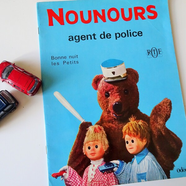 Vintage children's book / Nounours book, police officer, 1965 / French vintage children's book