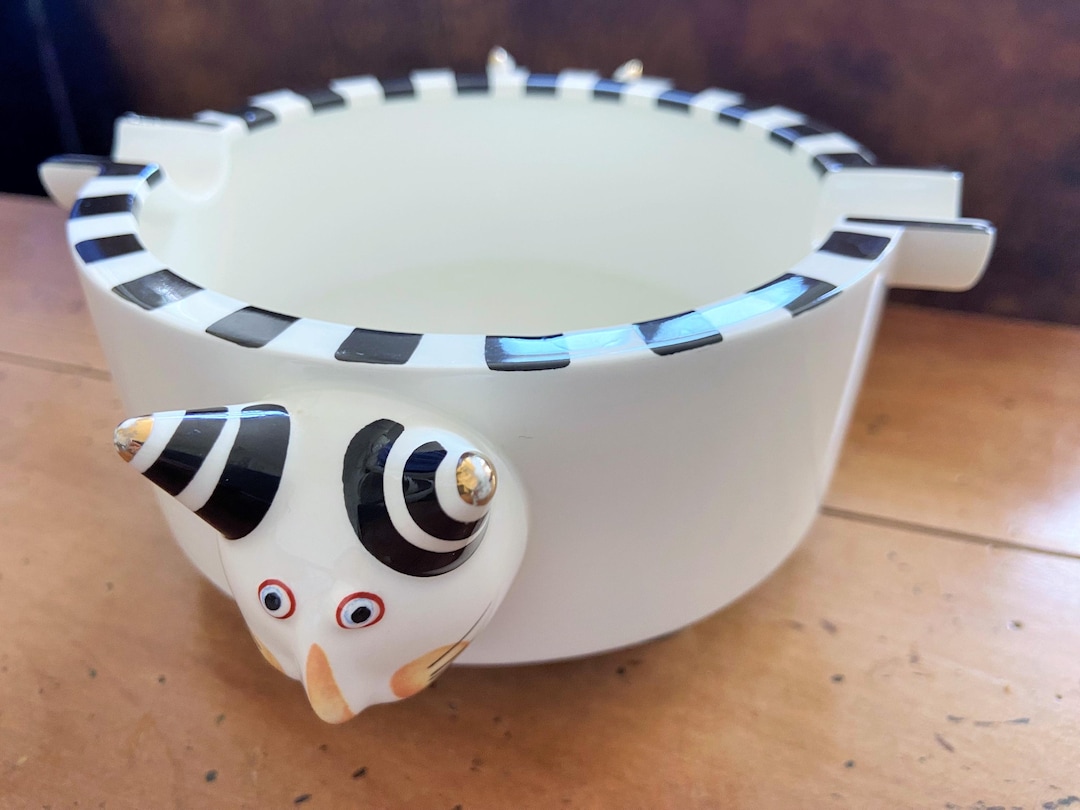 ビレロイ＆ボッホの磁器製猫の灰皿 / ローズマリー・ベネディクトの