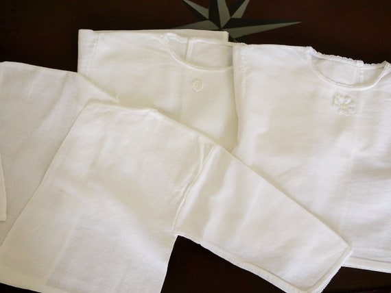 Baby bras and vintage diapers - Baby underwear - French Vintage blouse 30's/50's - Old triangular diapers View 4