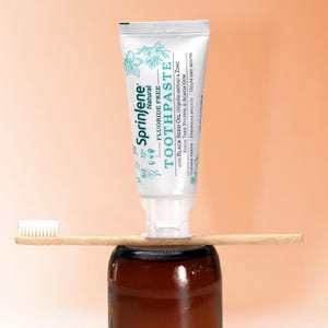 SprinJene Natürliche Fluoridfreie Zahnpasta für Erwachsene 3,5 Unzen Reisefreundlich