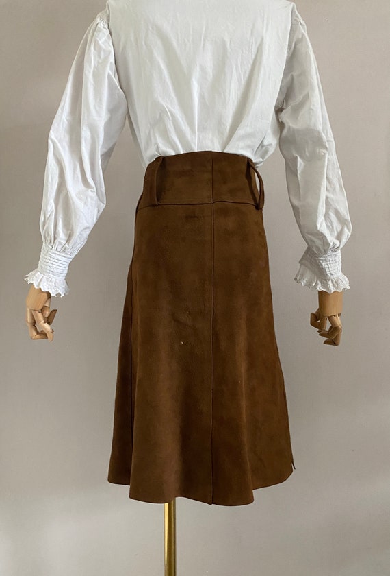 Vintage 60 brown suede midi skirt - 1960s leather… - image 6