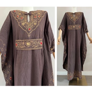 Vintage 70s ethnic embroidered kaftan dress - 1970s brown cotton angel sleeve robe