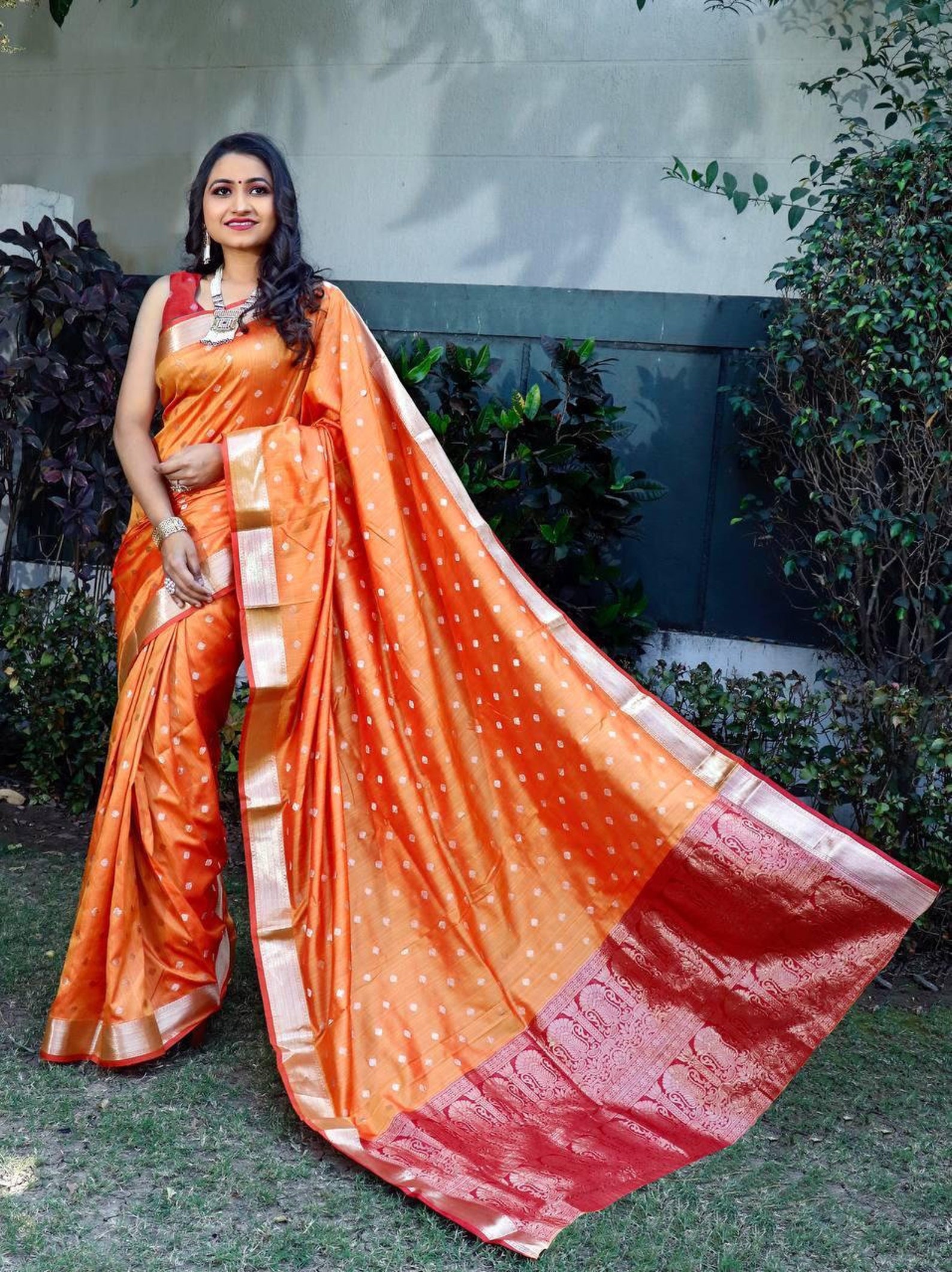 Beautiful Soft Litchi Silk Saree With Rich Zari Woven Pallu | Etsy