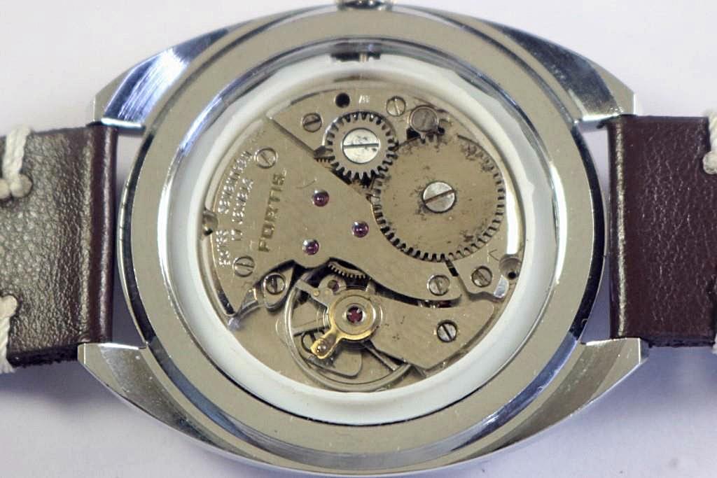 Vintage Fortis Swiss Made Hand Winding Mens Wrist Watch