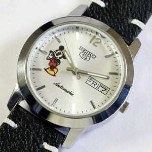 Vintage gerenoveerd Seiko 5 automatisch Japans herenpolshorloge 37 mm tentoonstelling achterkant zilveren wijzerplaat roestvrij staal cadeau voor mannen voor hem 1062-12
