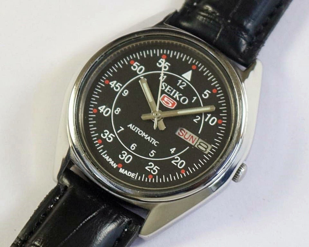 Seiko 5 Vintage 37mm Automatic – Refurbished Classic main image 0