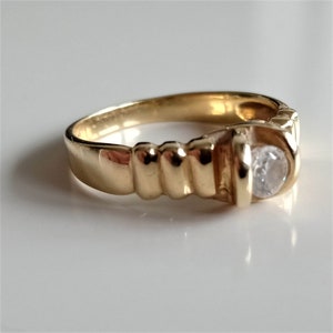 Ladies Ring - Topaz Gold 14Kt / 585 - Vintage