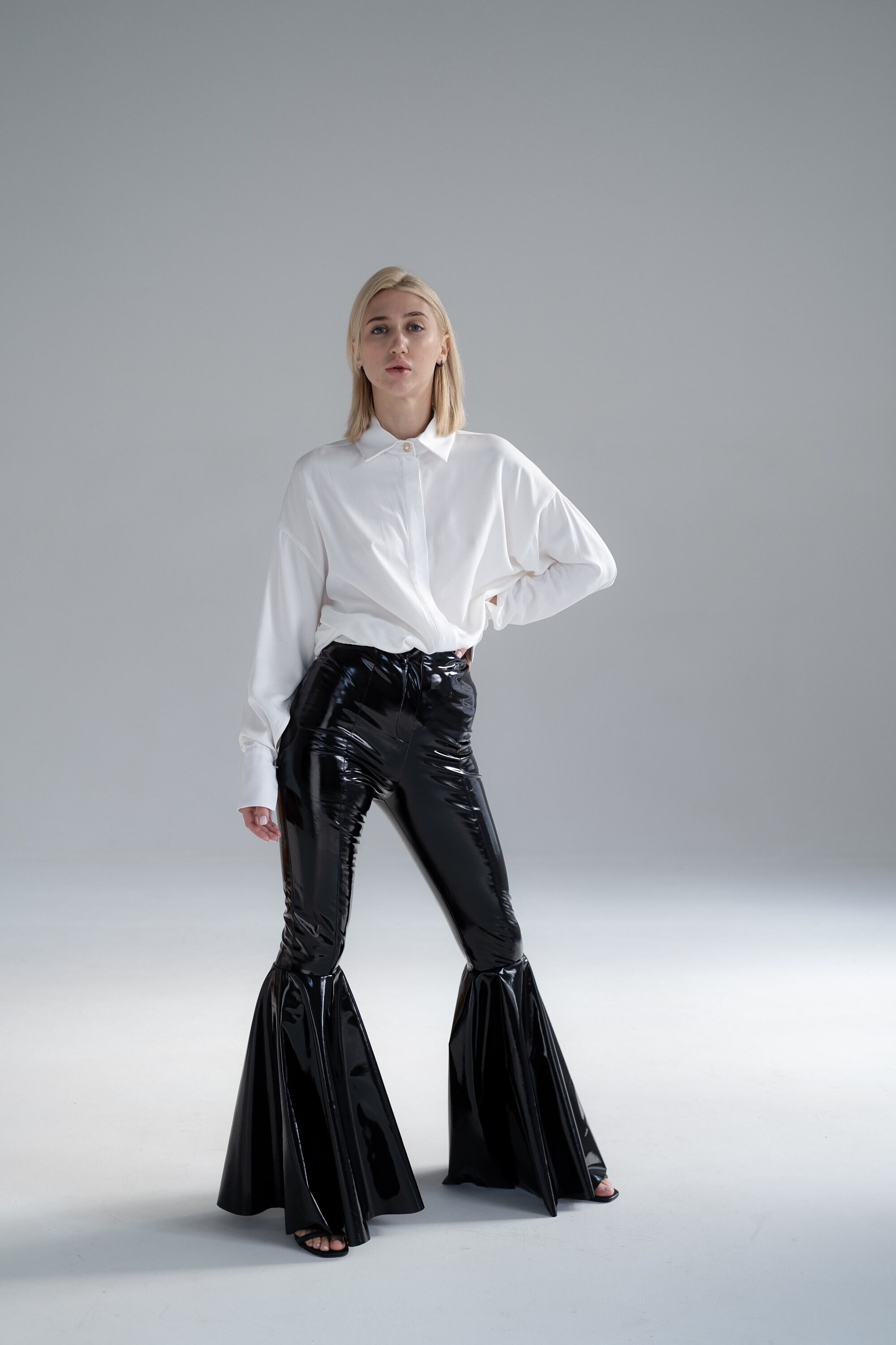 Retro Belted Wide Leg Bell Bottom Faux Leather Pants –