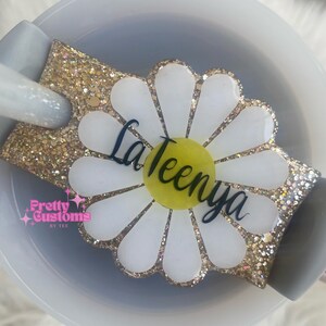 Daisy Tumbler Tag - 40 oz, Cute Tumbler Name Plate, Full Tumbler Name Tag, Rounded Tumbler Tag, Personalized Name Tag, Custom Name Tag