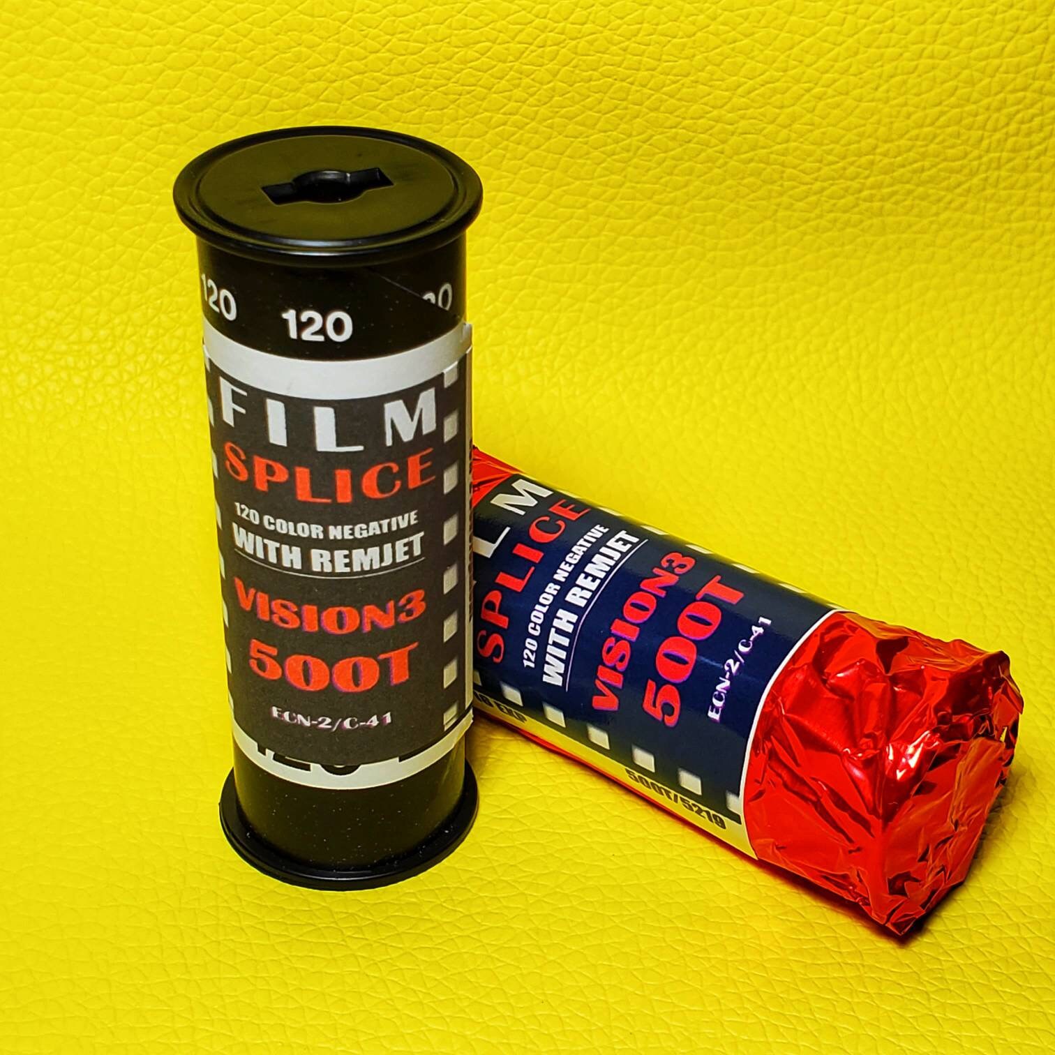 120 Kodak Vision3 500T Hand Rolled Color Negative Film [REMJET - Main Image