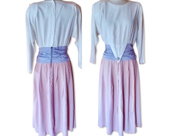Vintage 1980er-Pastellkleid, ultimatives 80er-Jahre-Kleid, cooles 80er-Pastell-Colorblock-Kleid, 80er-Jahre-Schulterpolsterkleid, hübsches rosafarbenes 80er-Jahre-Kleid