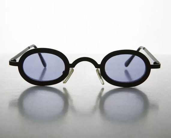 Vintage 1960s small MOD specs blue shaded sunglas… - image 3
