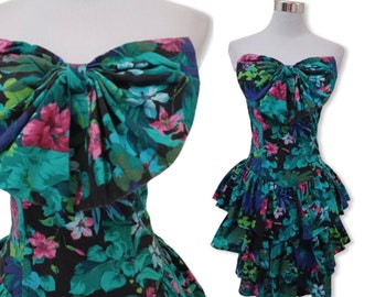 Vintage 80s tiered ruffle dress, 80s floral ruffle dress, 80s fit and flare dress, 80s big bow dress, 80s cotton ruffle dress