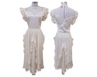 Vintage 1970s White Designer Dress, 70s ruffles & lace dress, 70s Diamonds Run dress, 70s disco dress, 70s casual wedding dress, 70s size 6