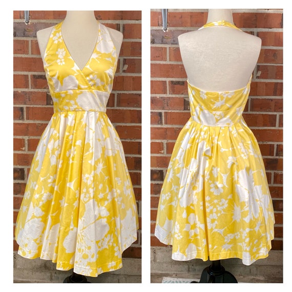 Vintage 1950s size 6 full skirt swing dress| 1950s