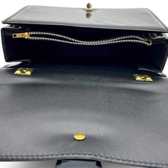 Vintage 1960s black Mod handbag, 60s mod shiny pu… - image 8