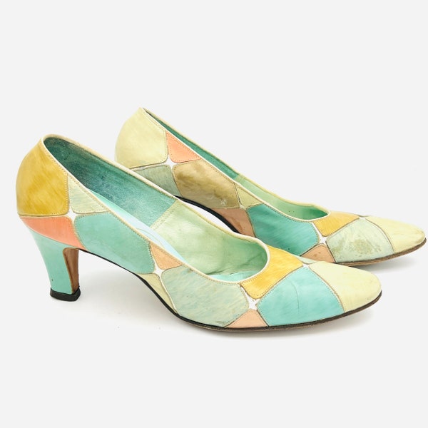 Vintage 1960s Mod Pastel Color block pumps, 60s mod multicolored size 8.5 pumps, 60s mod shoes