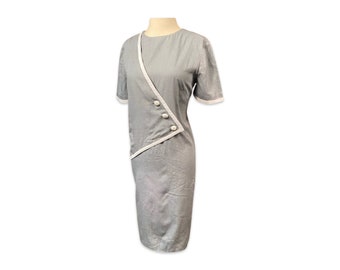 Vintage 1960s plus size A-Symmetrical MOD shift Dress, cool gray and white 60s mod dress, size 16 vintage shift dress, mod plus size dress
