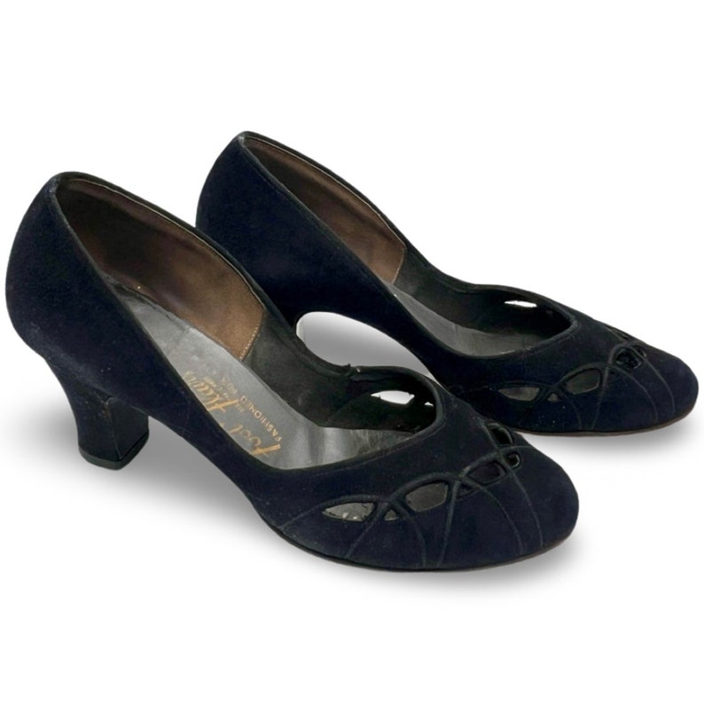 Vintage 1940s pumps, 40s suede heels, 40s chunky heels, 40s black shoes, size 6.5 leather pumps image 5
