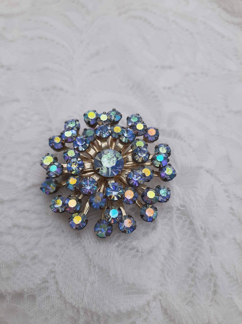 Vintage Signed Triad Starburst Brooch