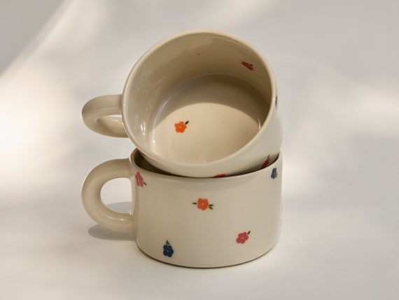 Cute mug with hand painted flowers, Unique handmade porcelain mug, Minimalist tea mug, Tea lover's gift, Personalized gift for Christmas