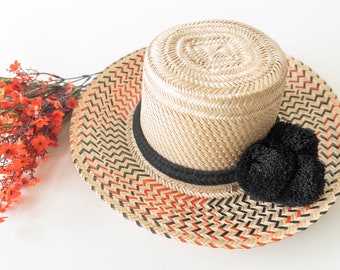 Wayuu chapeau de soleil / chapeau de palme / chapeau d’été / pom pom tassel / chapeau de paille / chapeau de plage / chapeau colombien / chapeau fait à la main / modèle wayuu / chapeau boho