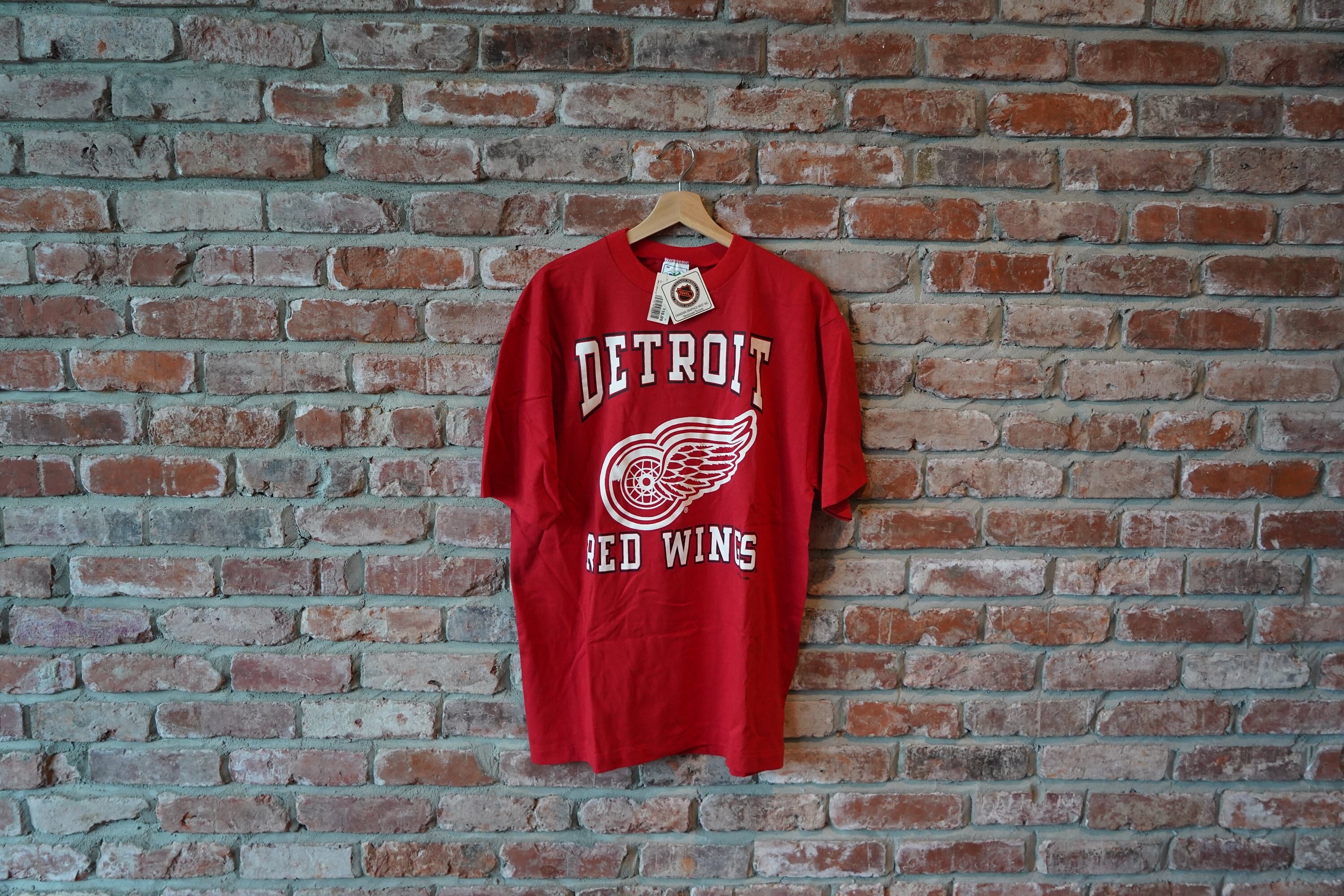 Vintage 90s Majestic Mens XL Distressed Detroit Red Wings Baseball