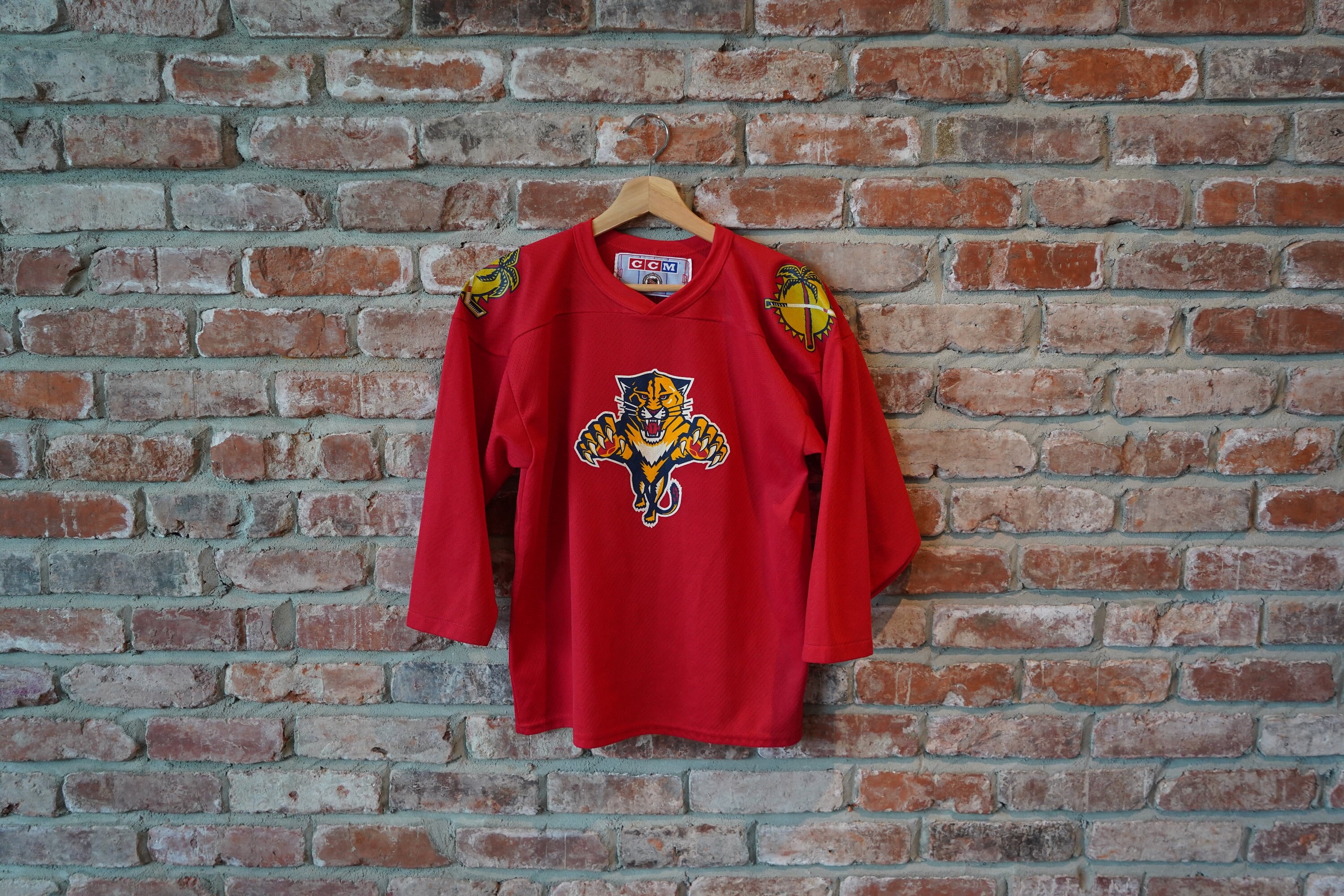 Vintage Florida Panthers Youth Jersey for Sale in Inglewood, CA