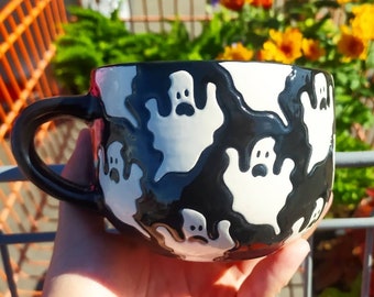 ceramic ghost mug, halloween, holiday decor, handmade ceramics, holidays gift, spooky season, coffee mug, personalized mug, Christmas, gift