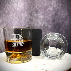 Engraved Baseball Whiskey Glass Gifts Set for Baseball Lovers Personalized Whiskey Glass Etched Bourbon Glass Retirement Gift Box For Men