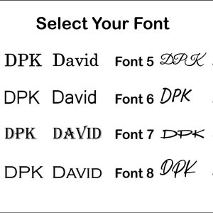 Puede incluir: Se muestran ocho estilos de fuente diferentes con el texto "DPK David" en cada estilo.  "Seleccione su fuente" es el t&iacute;tulo de la imagen.