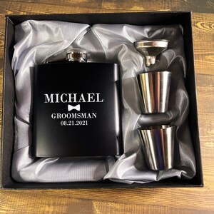 Groomsmen Flask Set, Wood Flask, Engraved Flask, Monogrammed Flask, Leather Hip Flask, Flask For Groomsmen, Wedding, Engraved Dad Gift